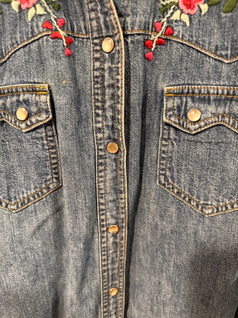 Old Navy Washed Blue Denim Shirt - Picture 4 of 6